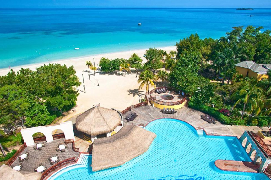 Beaches Negril Resort & Spa thumbnail 2