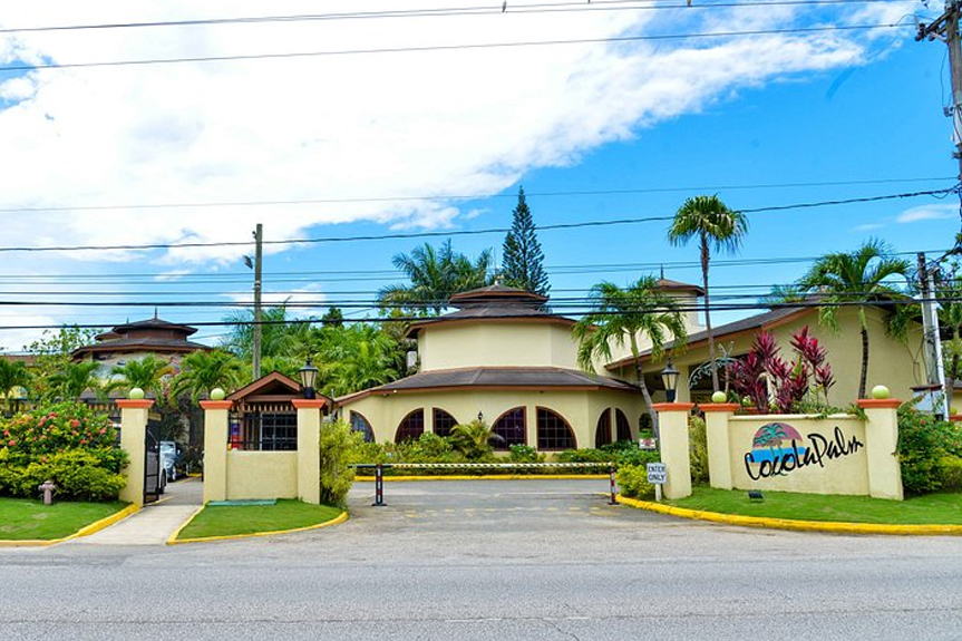 Coco La Palm Seaside Resort image 1