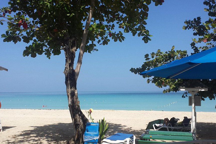 Merrils Beach Resorts thumbnail 2