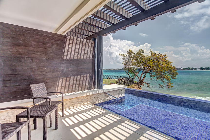 Royalton Negril thumbnail 2