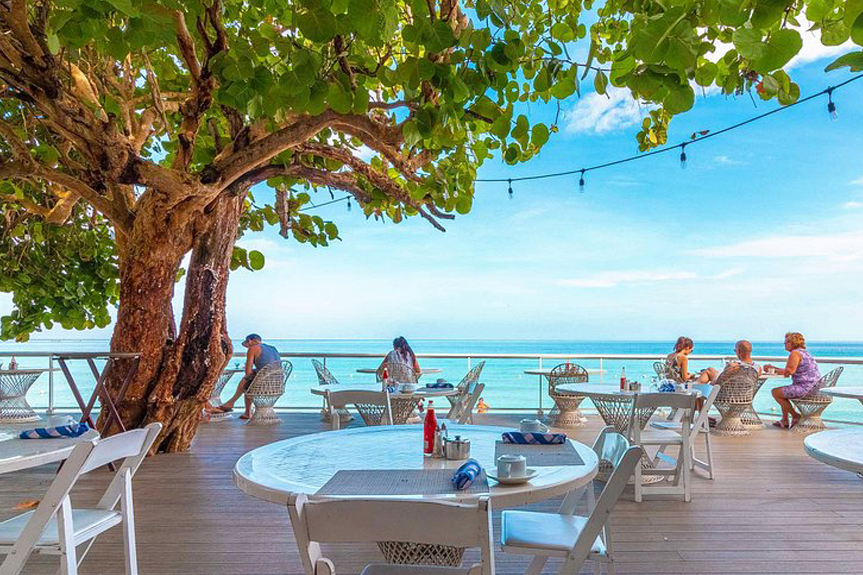 Travellers Beach Resort thumbnail 2