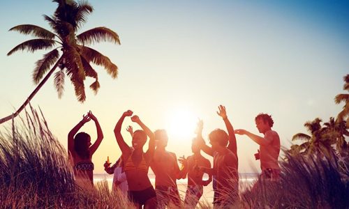 Ultimate Beach Club Guide: Where to Party in Negril