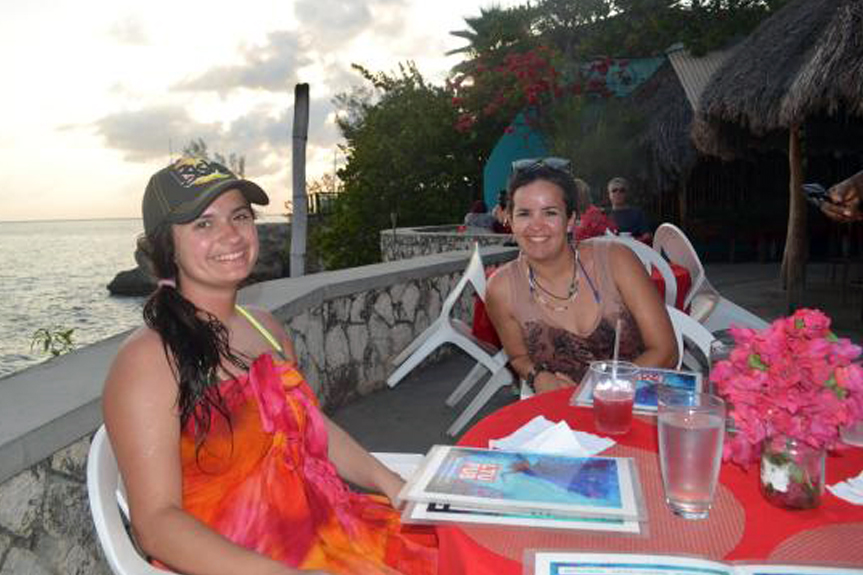LTU Cliff Bar and Restaurant thumbnail 2