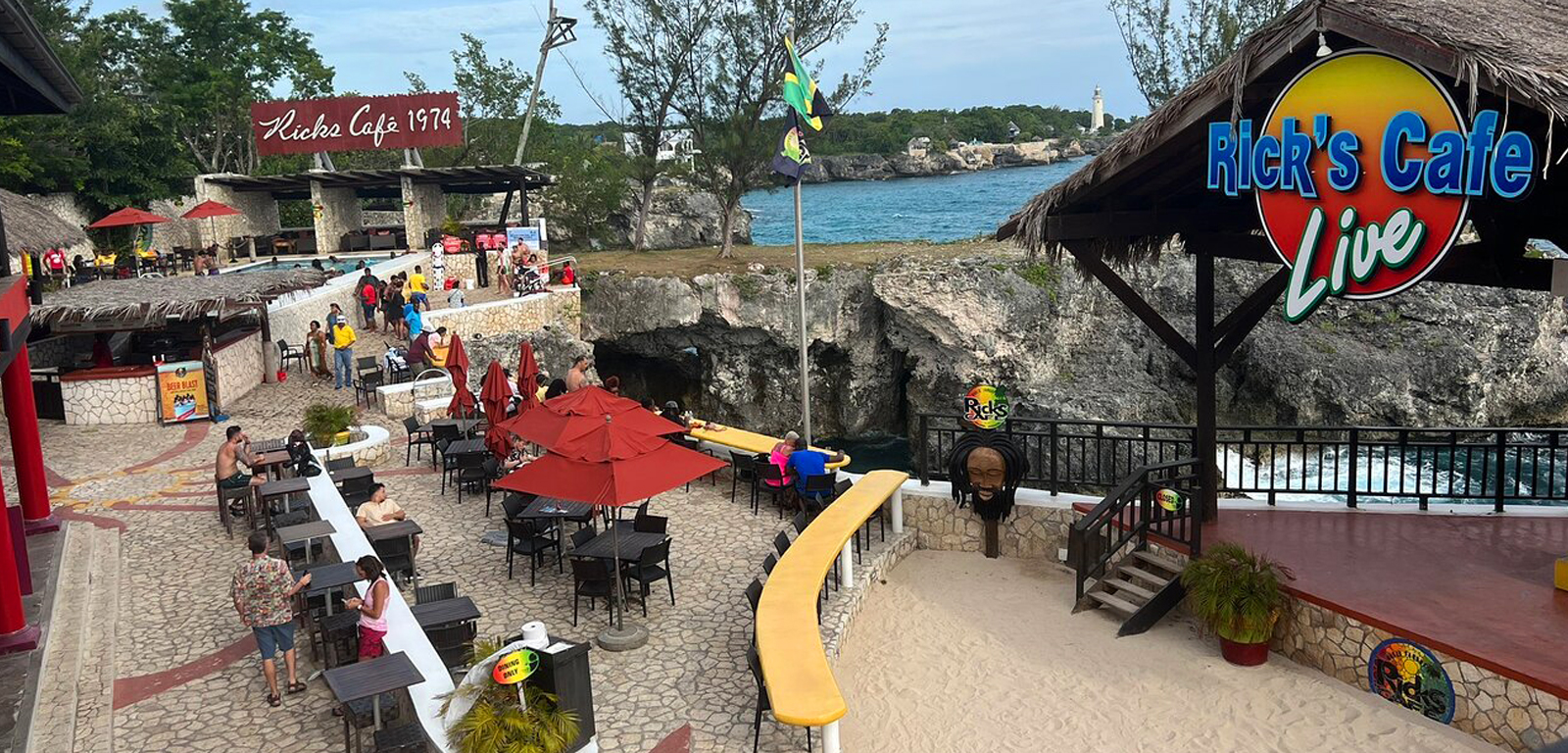 Rick's Cafe thumbnail 6