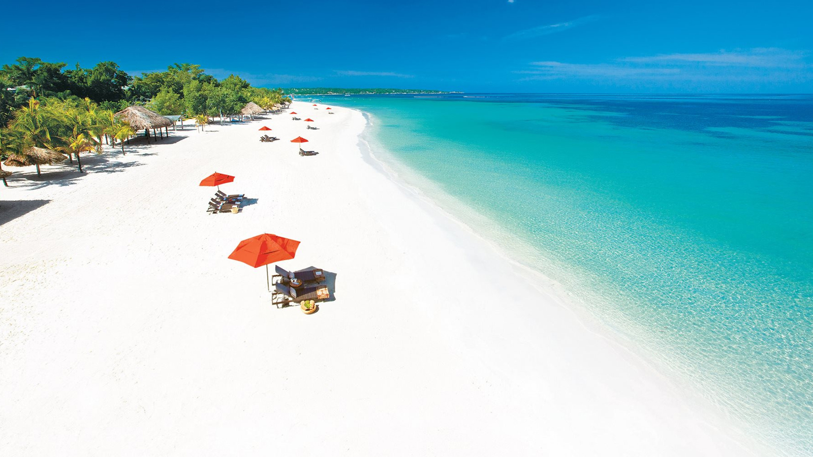 Seven Mile Beach thumbnail 4